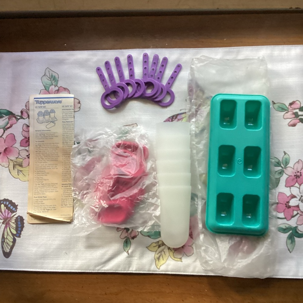 Tupperware homemade popsicle set